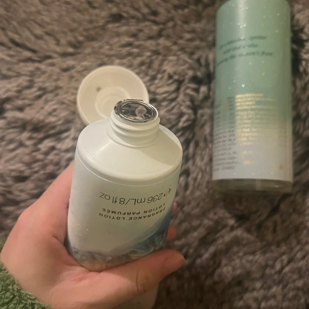 VICTORIA’S SECRET PINK FROSTMELT MIST SPRAY & BODY LOTION